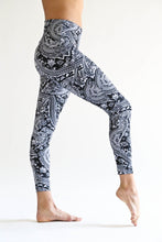Load image into Gallery viewer, Black &amp; White Damask Leggings - KDesign Fitness
